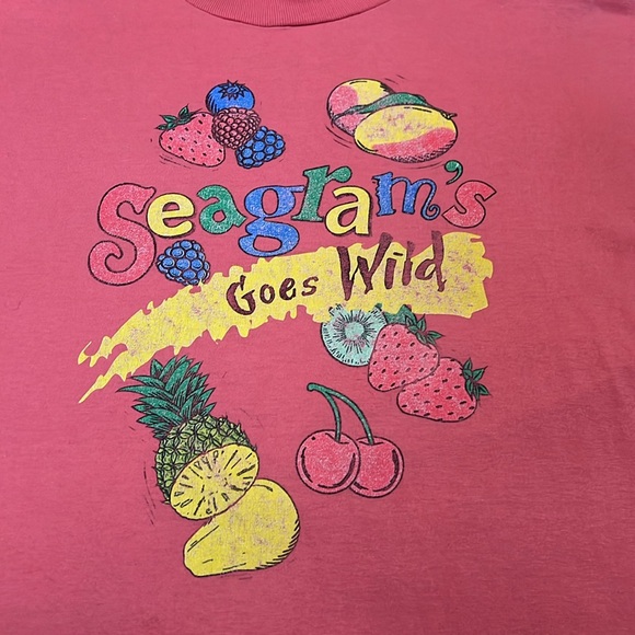 Vintage 1990s Seagrams Goes Wild Graphic T Shirt / Single Stitch / Made In USA - Picture 4 of 10